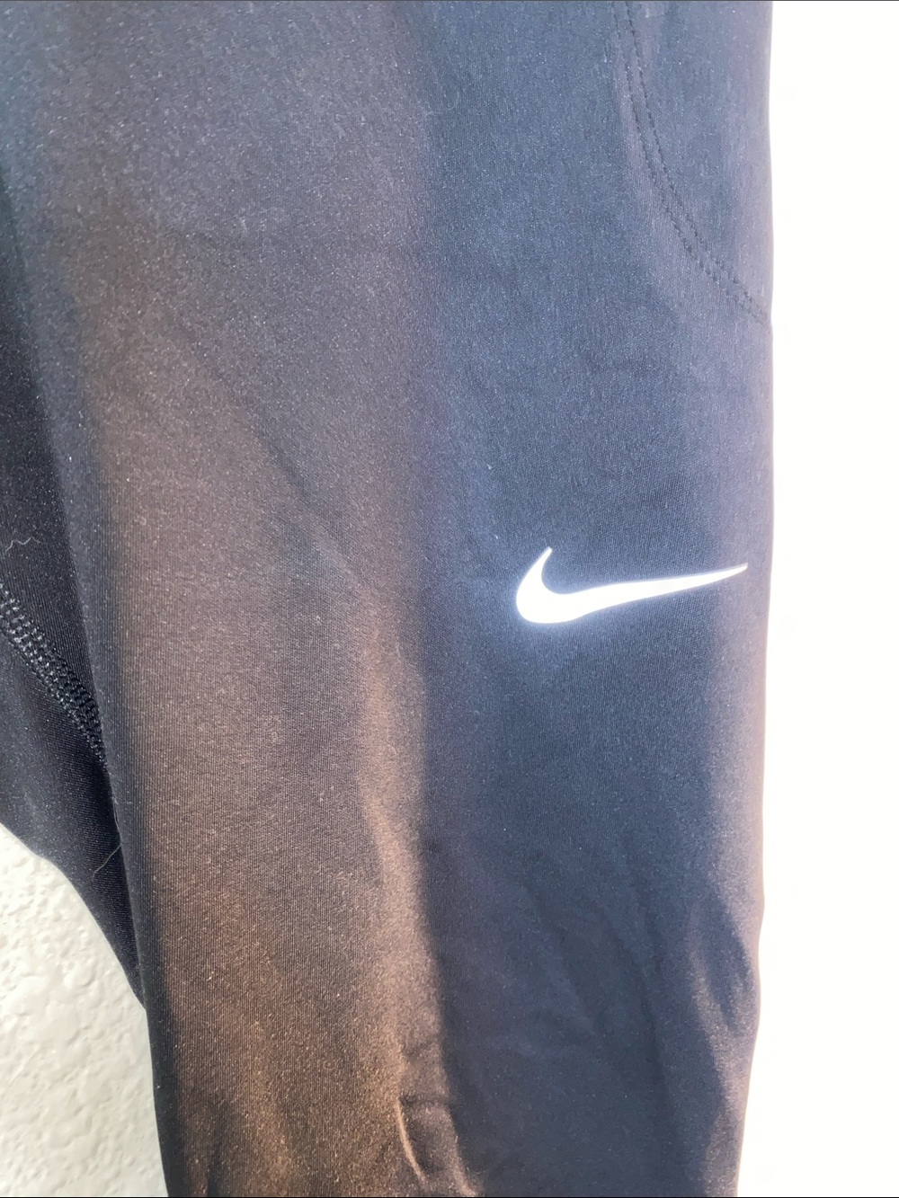 🐛Nike Dri-Fit black drawstring leggings with mesh details! - Picture 4 of 13